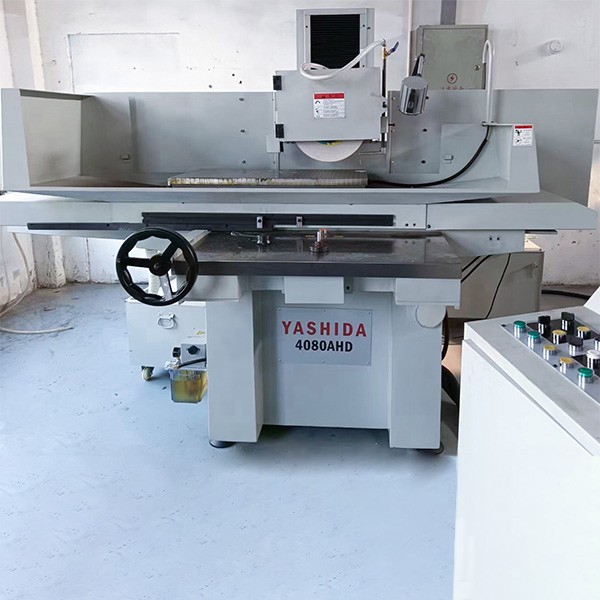 不同材質工件的平面磨床使用差異：不銹鋼 / 鑄鐵操作要點